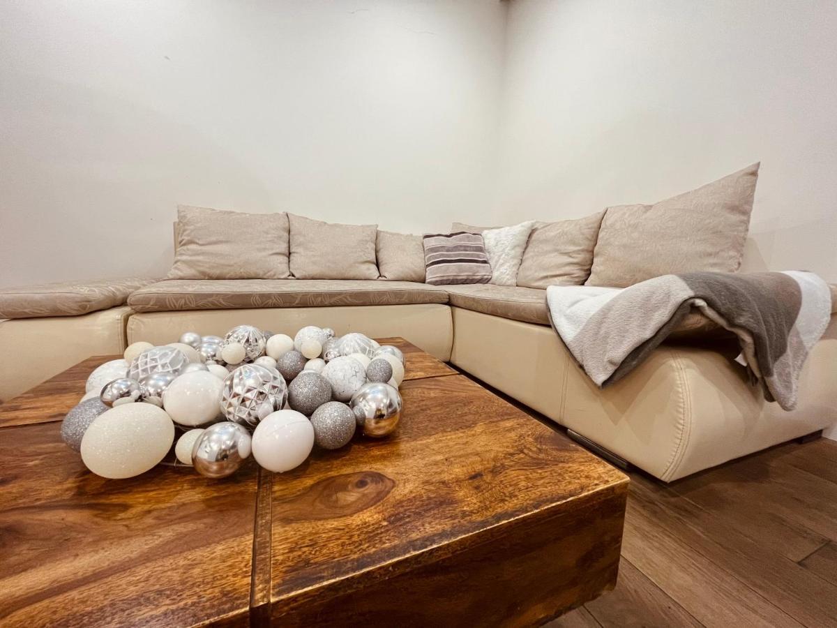 Mecenasa Apartment